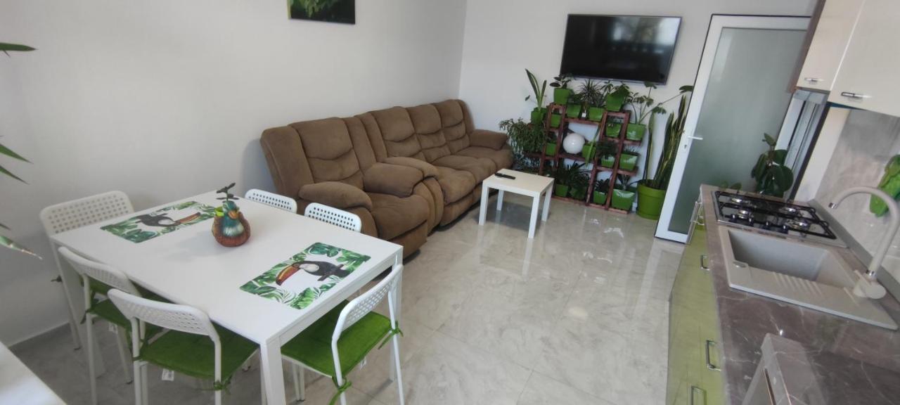 Abel Luxury Home Констанца Екстериор снимка