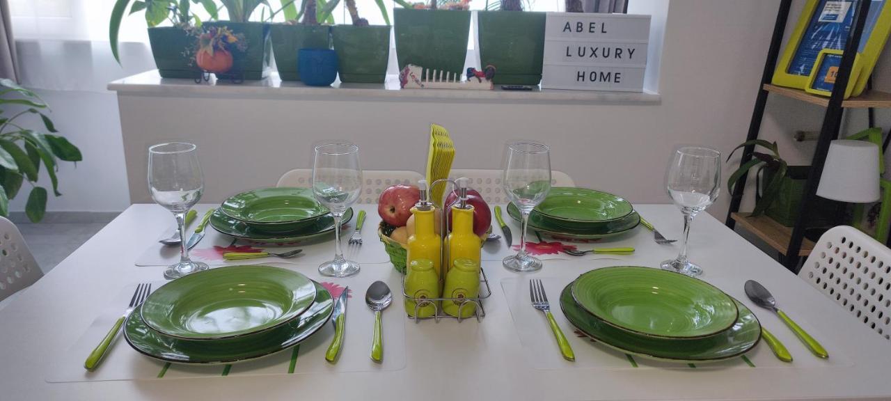 Abel Luxury Home Констанца Екстериор снимка